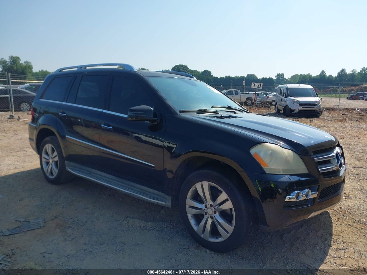 4JGBF7BE7BA****** · 2011 MERCEDES-BENZ GL 450 4MATIC