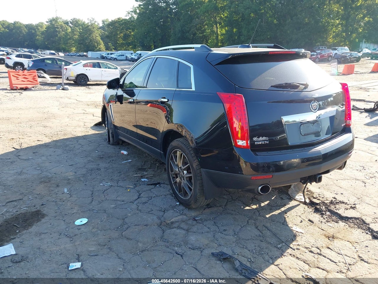 2016 CADILLAC SRX PERFORMANCE COLLECTION · 3/10