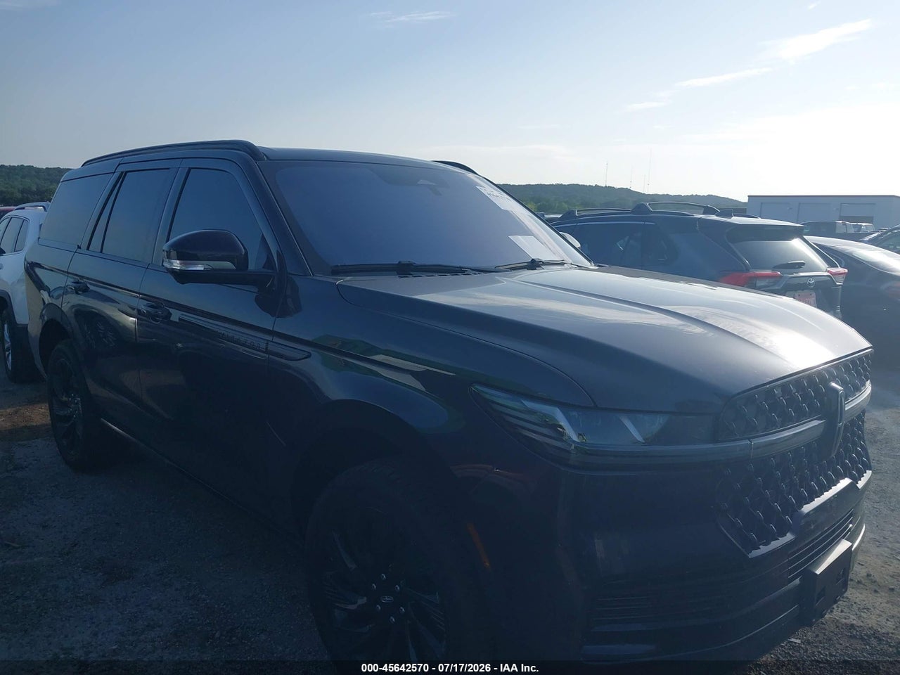 5LMJJ2LG9SE****** · 2025 LINCOLN NAVIGATOR RESERVE