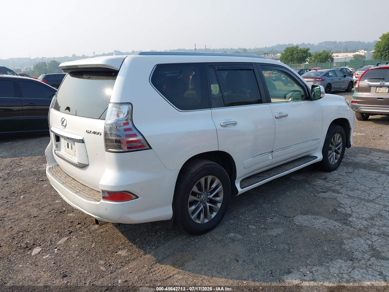 2017 LEXUS GX 460 LUXURY · 4/10