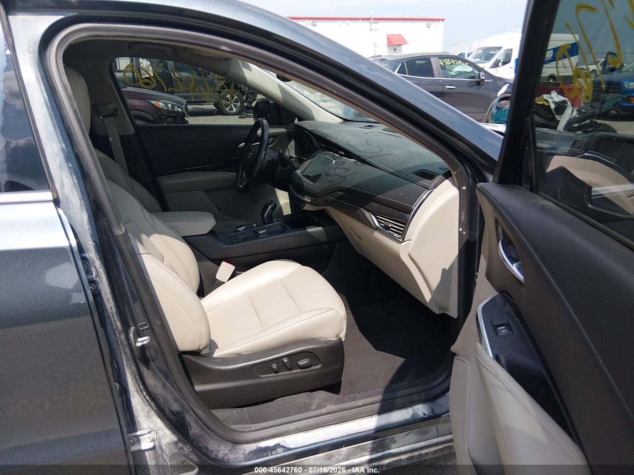 2019 CADILLAC XT4 PREMIUM LUXURY · 5/11