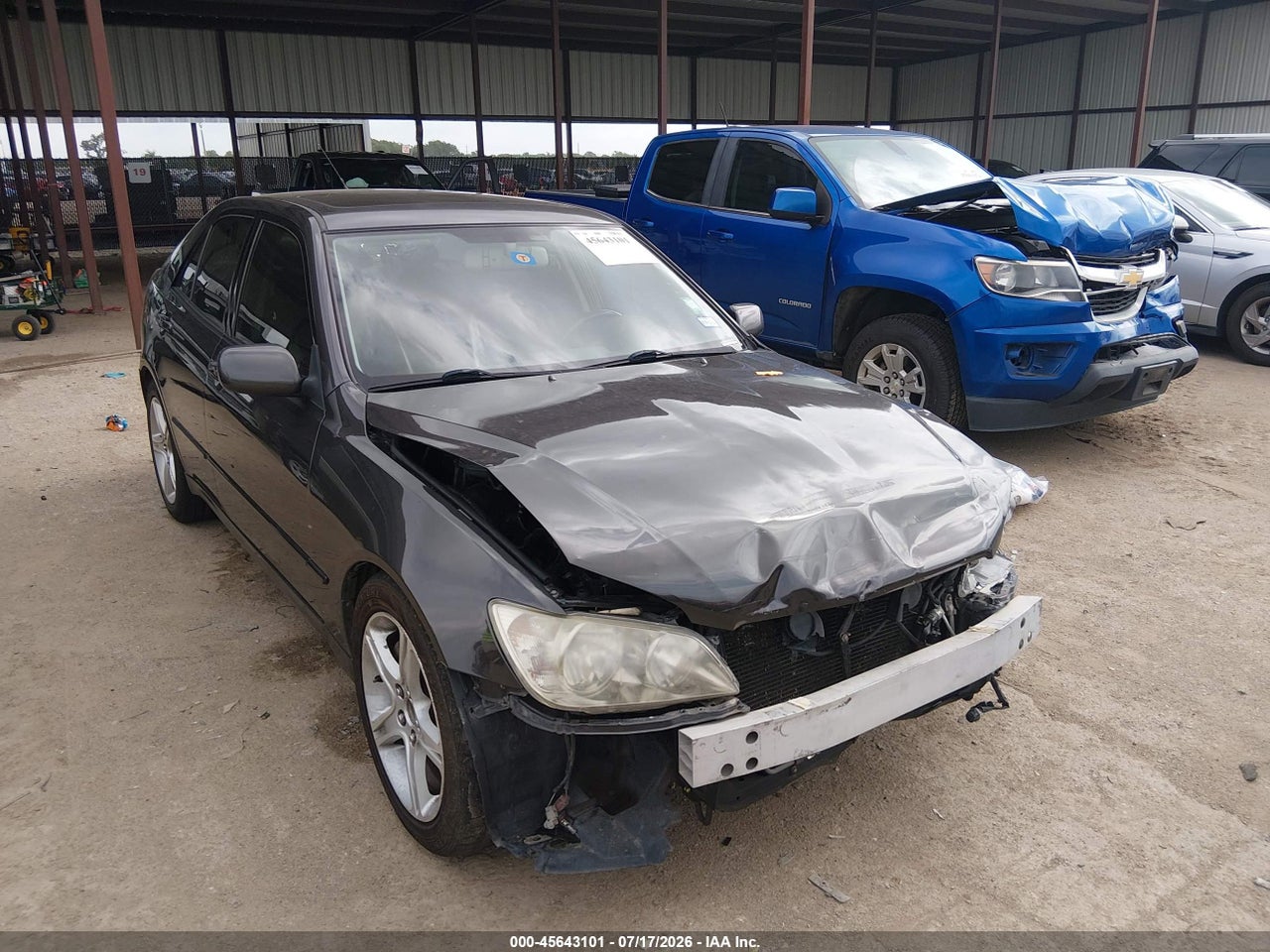 2002 LEXUS IS 300
