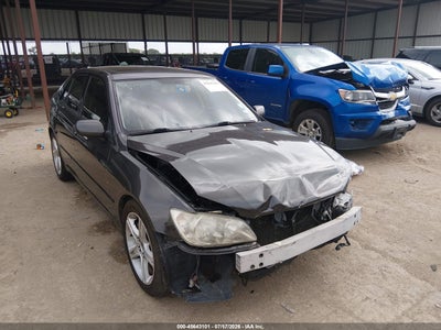 2002 LEXUS IS 300