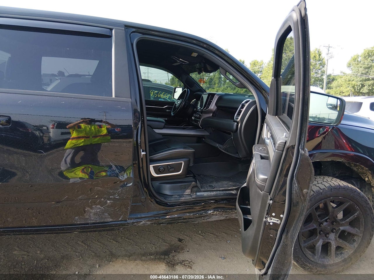 2021 RAM 1500 LARAMIE  4X4 5'7 BOX · 5/11