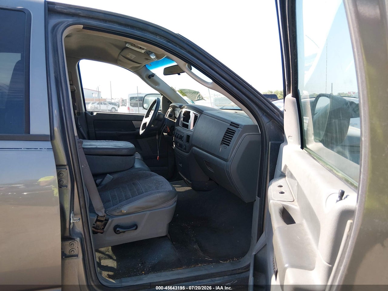 2008 DODGE RAM 1500 SLT · 5/11