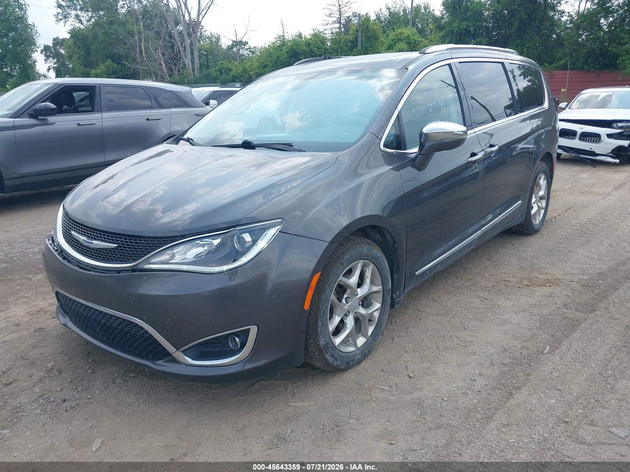 2020 CHRYSLER PACIFICA LIMITED · 2/11