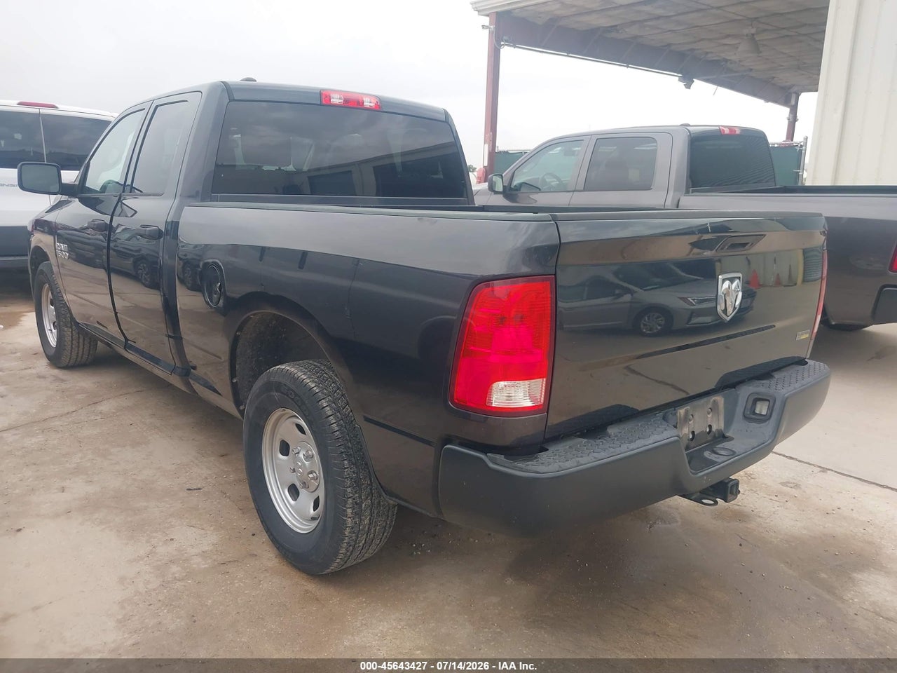2017 RAM 1500 TRADESMAN  4X2 6'4 BOX · 3/11