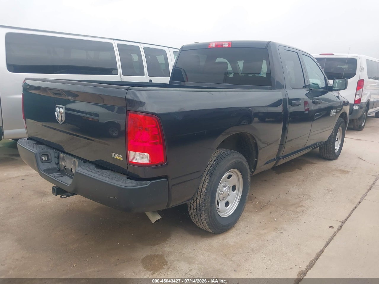 2017 RAM 1500 TRADESMAN  4X2 6'4 BOX · 4/11
