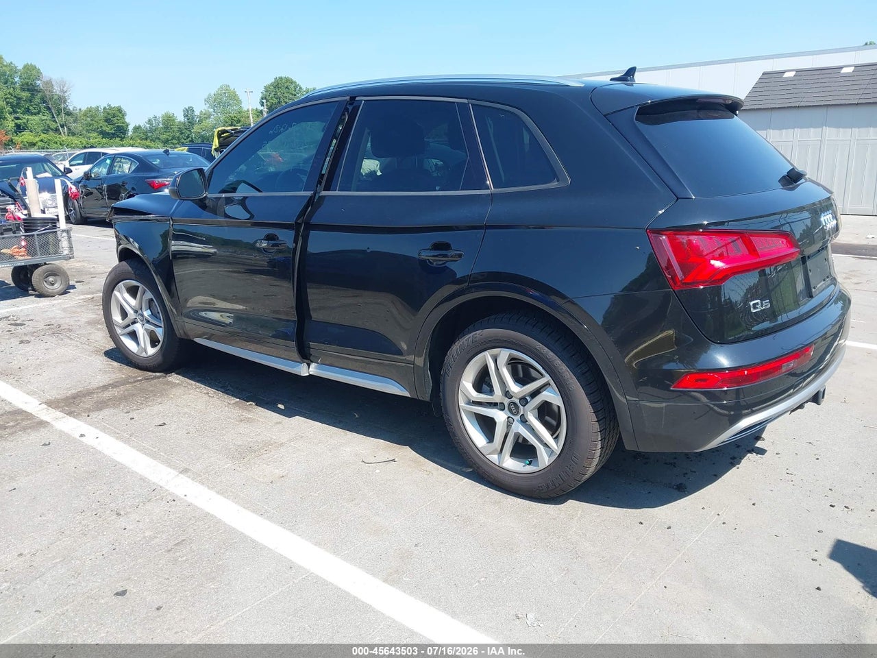 2018 AUDI Q5 2.0T PREMIUM/2.0T TECH PREMIUM · 3/11