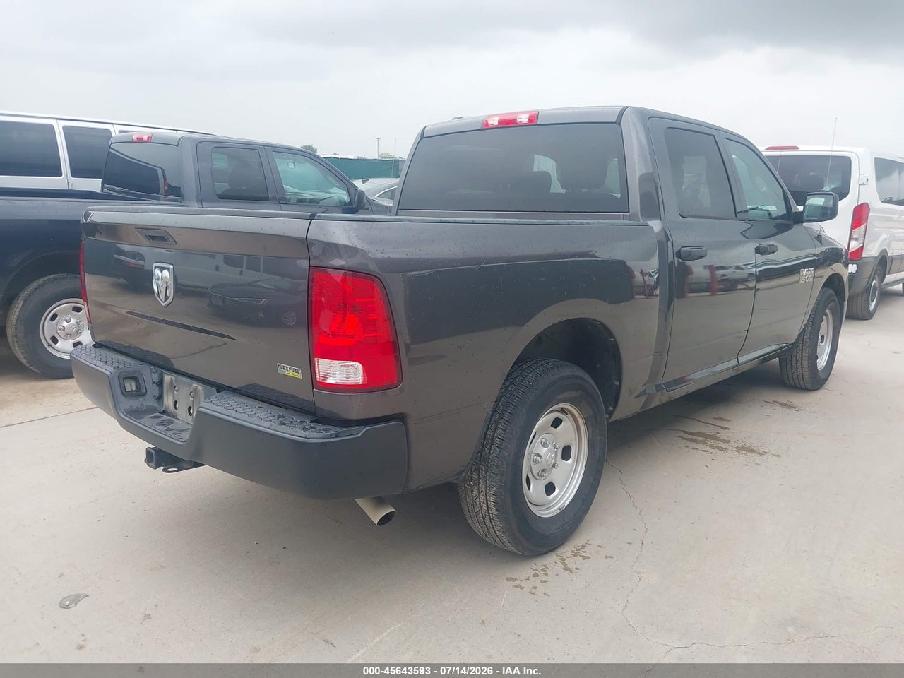 2017 RAM 1500 TRADESMAN  4X2 5'7 BOX · 4/11