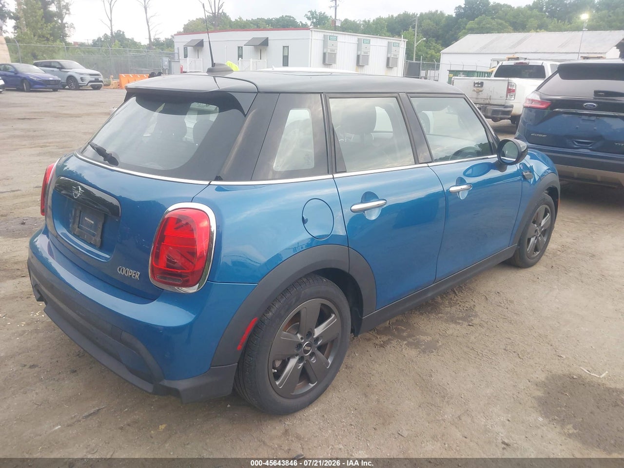 2023 MINI HARDTOP COOPER · 4/11