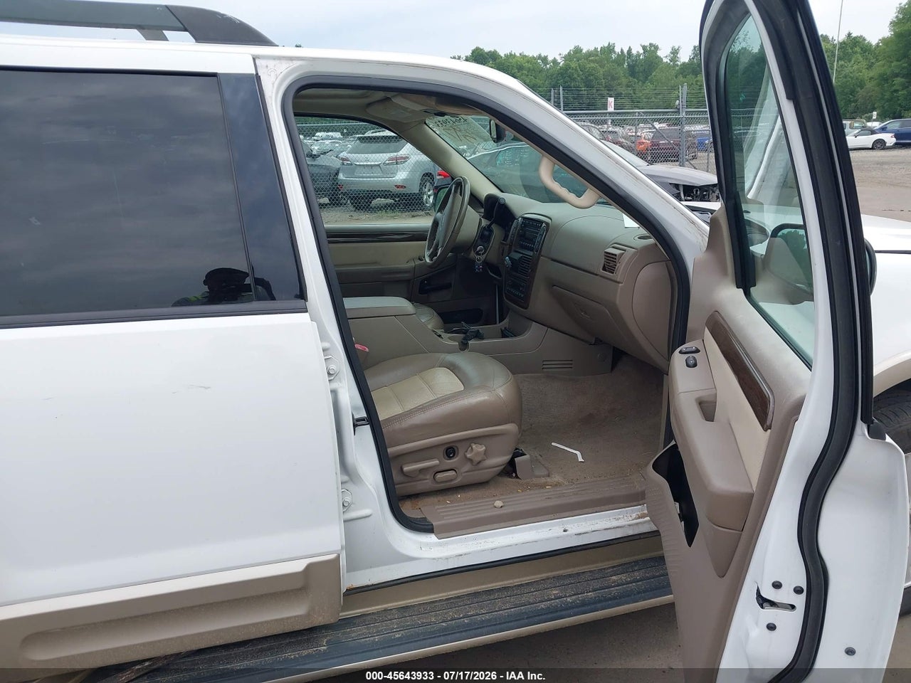 2005 FORD EXPLORER EDDIE BAUER · 5/11