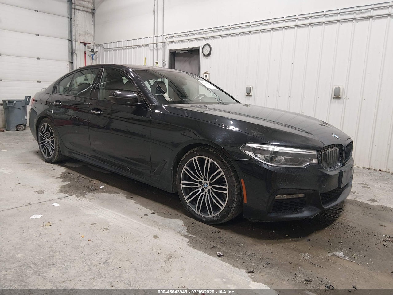 WBAJE7C38HG****** · 2017 BMW 540I XDRIVE