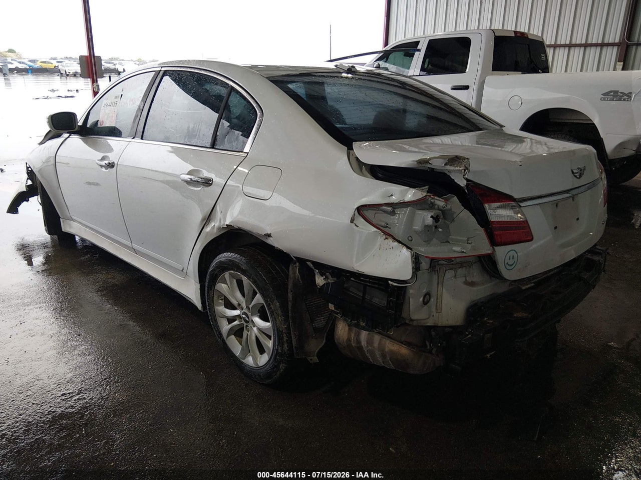 2013 HYUNDAI GENESIS 3.8 · 3/11