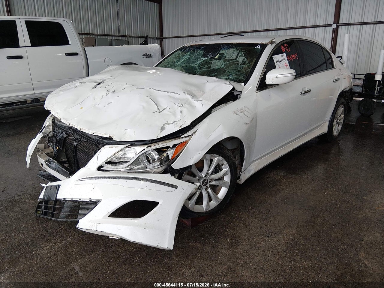 2013 HYUNDAI GENESIS 3.8 · 2/11
