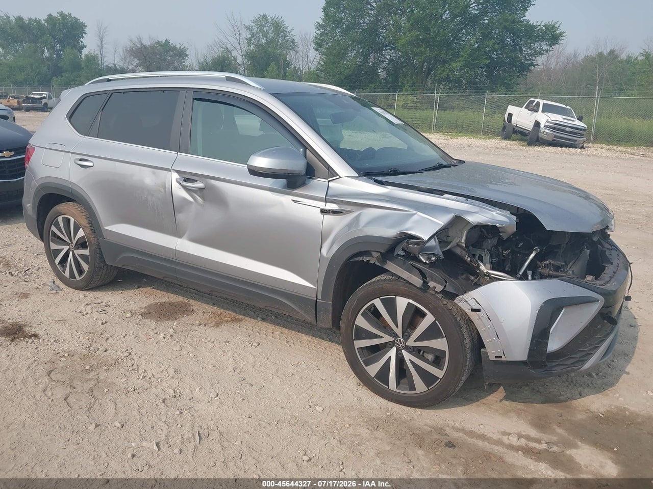 3VVYX7B22NM****** · 2022 VOLKSWAGEN TAOS 1.5T SE