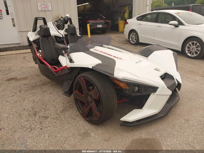 57XAAPFA0G7****** · 2016 POLARIS SLINGSHOT