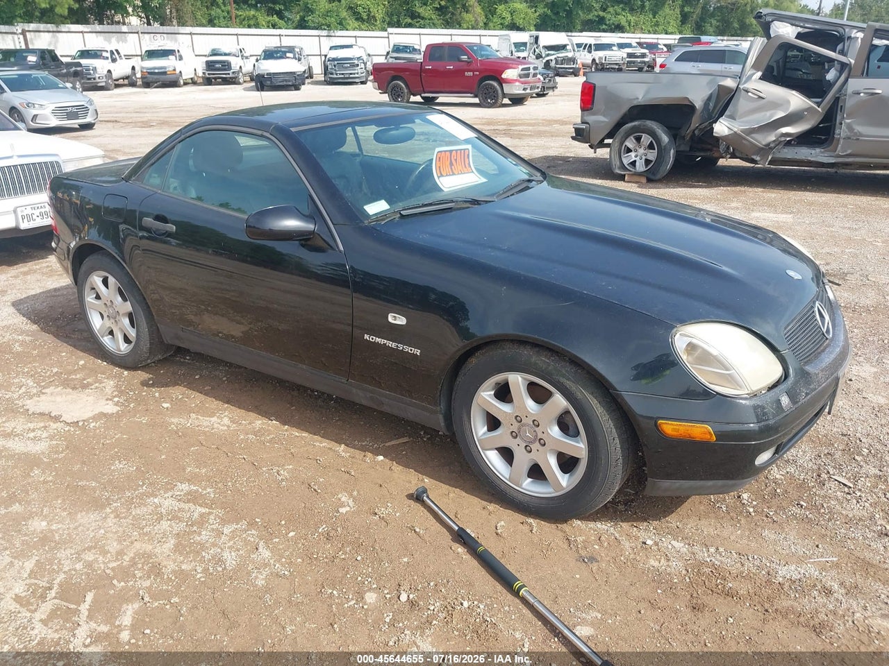 WDBKK47F5XF****** · 1999 MERCEDES-BENZ SLK 230 KOMPRESSOR