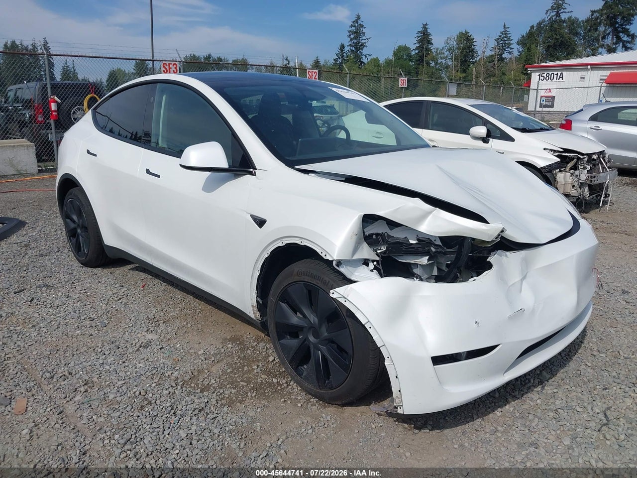 7SAYGDEE4SF****** · 2025 TESLA MODEL Y LONG RANGE DUAL MOTOR ALL-WHEEL DRIVE