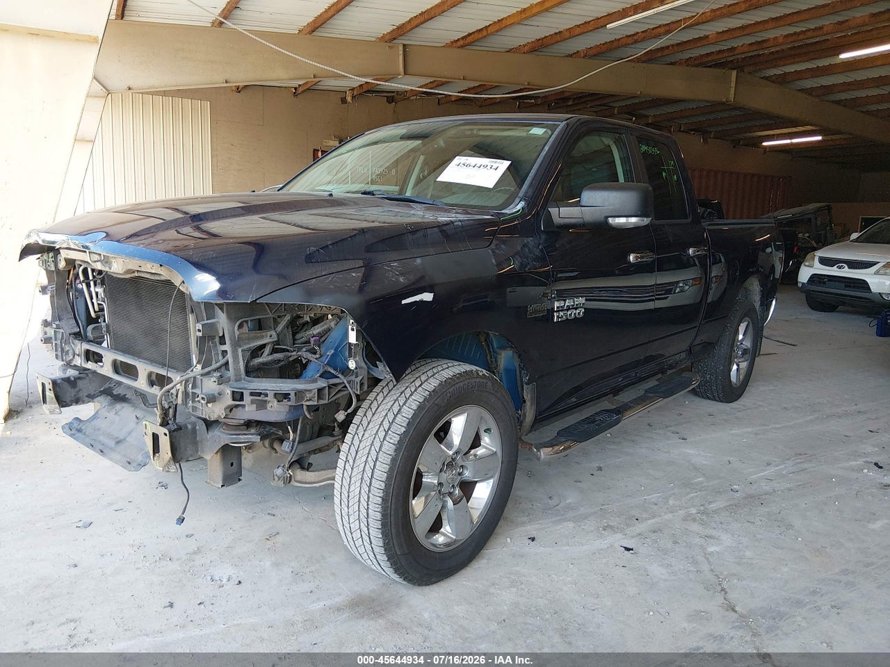 2017 RAM 1500 BIG HORN  4X4 6'4 BOX · 2/11