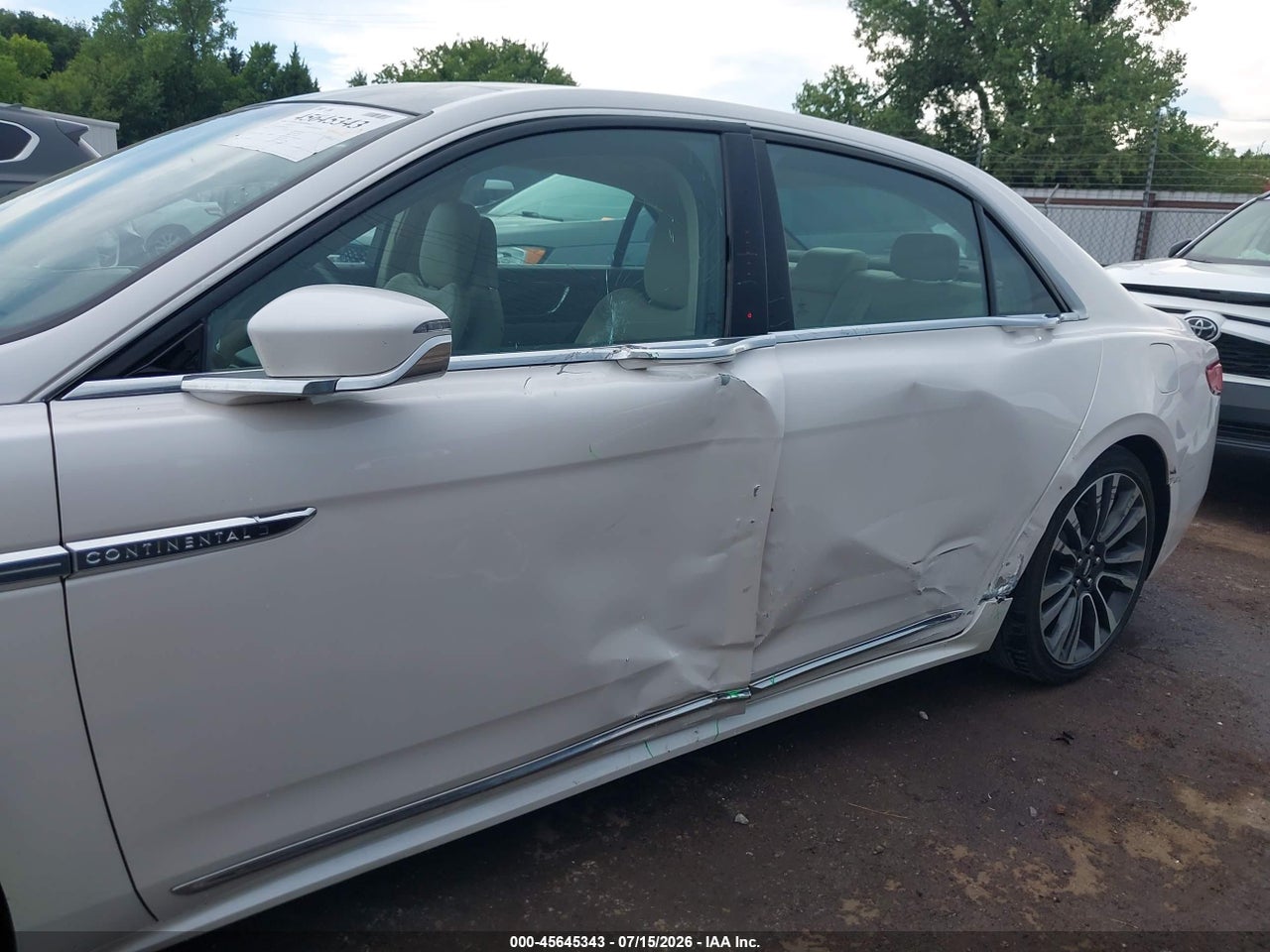 2019 LINCOLN CONTINENTAL SELECT · 6/11