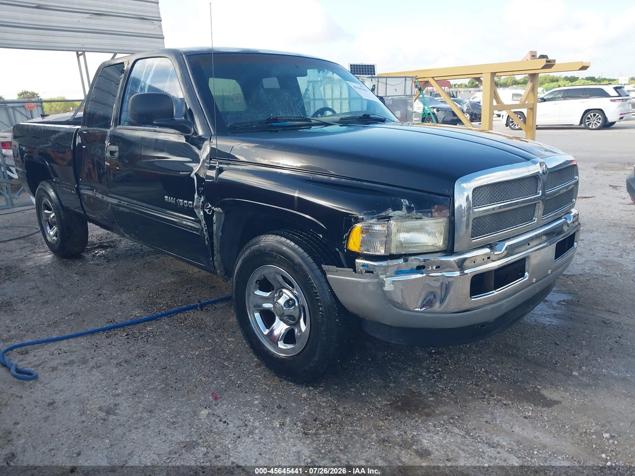 3B7HC12Y1XG****** · 1999 DODGE RAM 1500 ST