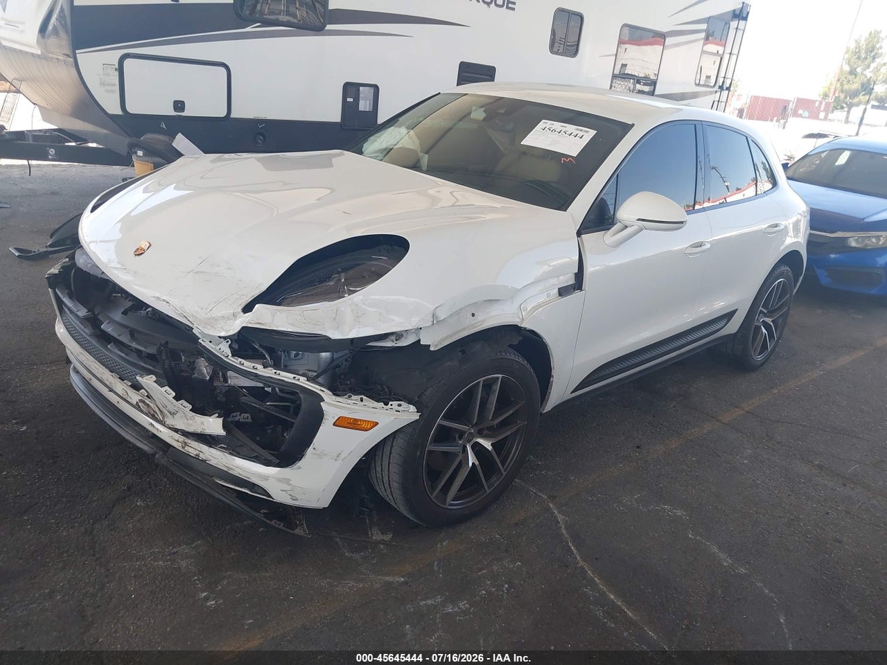 2023 PORSCHE MACAN T · 2/10