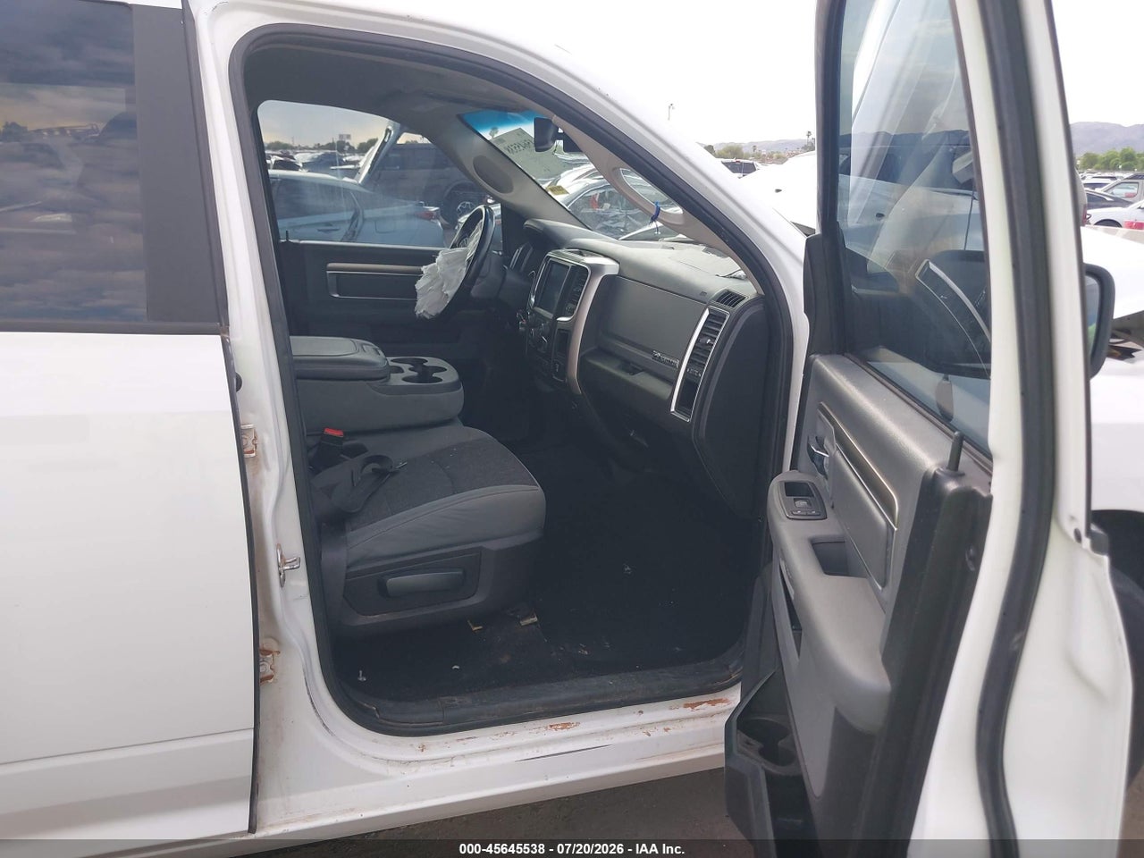 2019 RAM 1500 CLASSIC BIG HORN  4X4 5'7 BOX · 5/11
