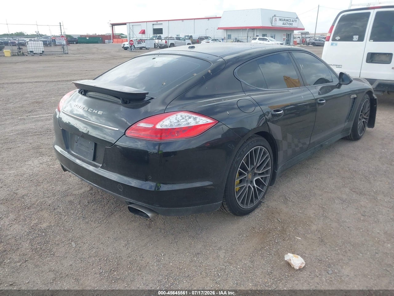 2011 PORSCHE PANAMERA 4 · 4/11