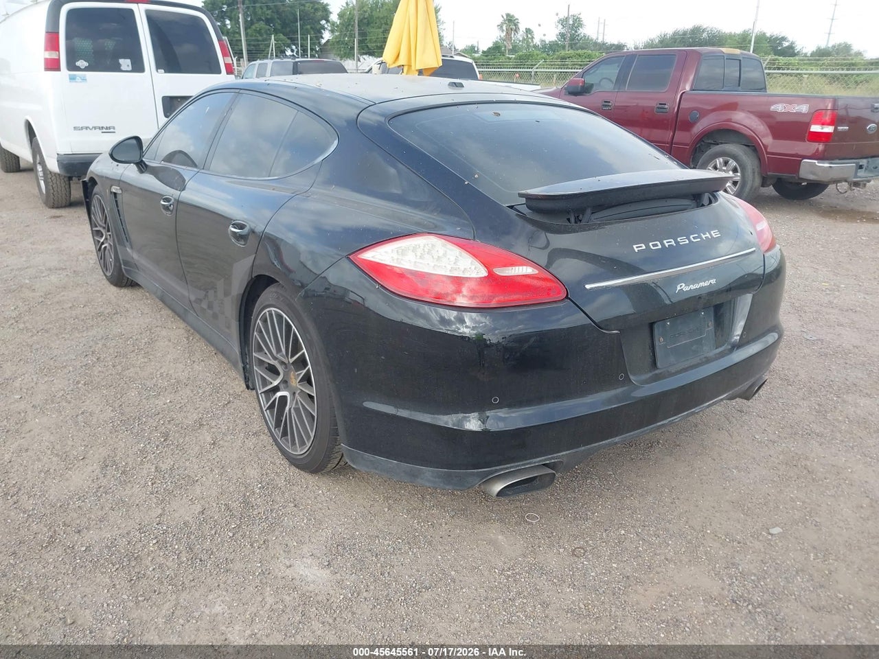 2011 PORSCHE PANAMERA 4 · 3/11