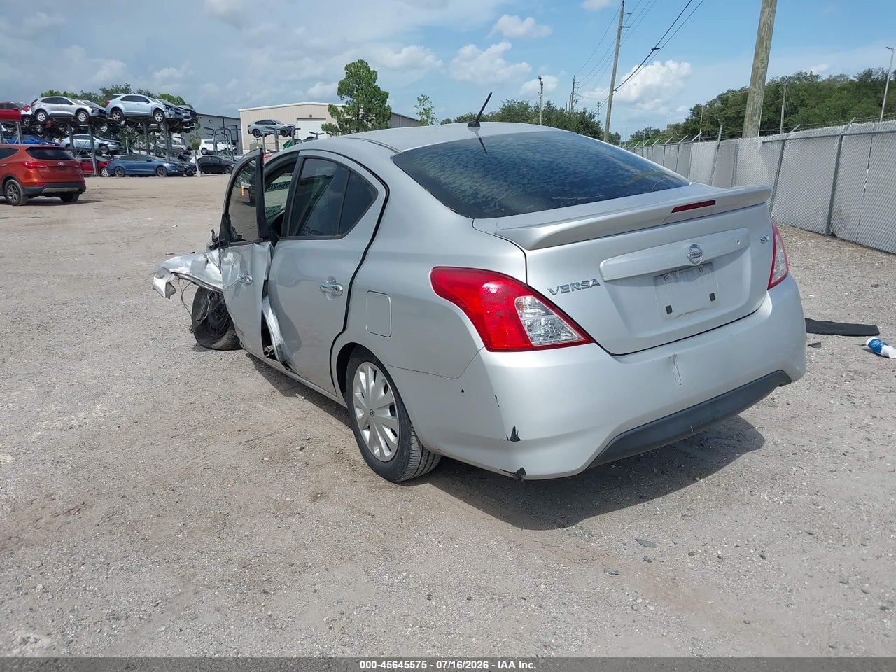 2017 NISSAN VERSA 1.6 SV · 3/11