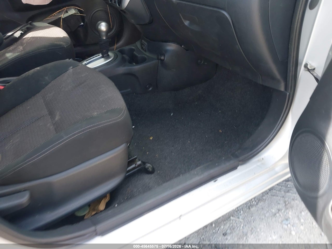 2017 NISSAN VERSA 1.6 SV · 5/11