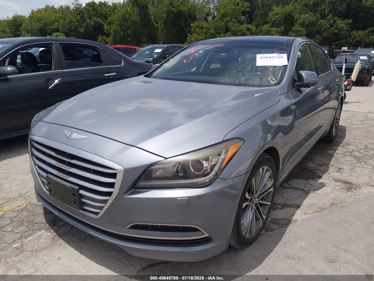 2015 HYUNDAI GENESIS 3.8 · 2/11