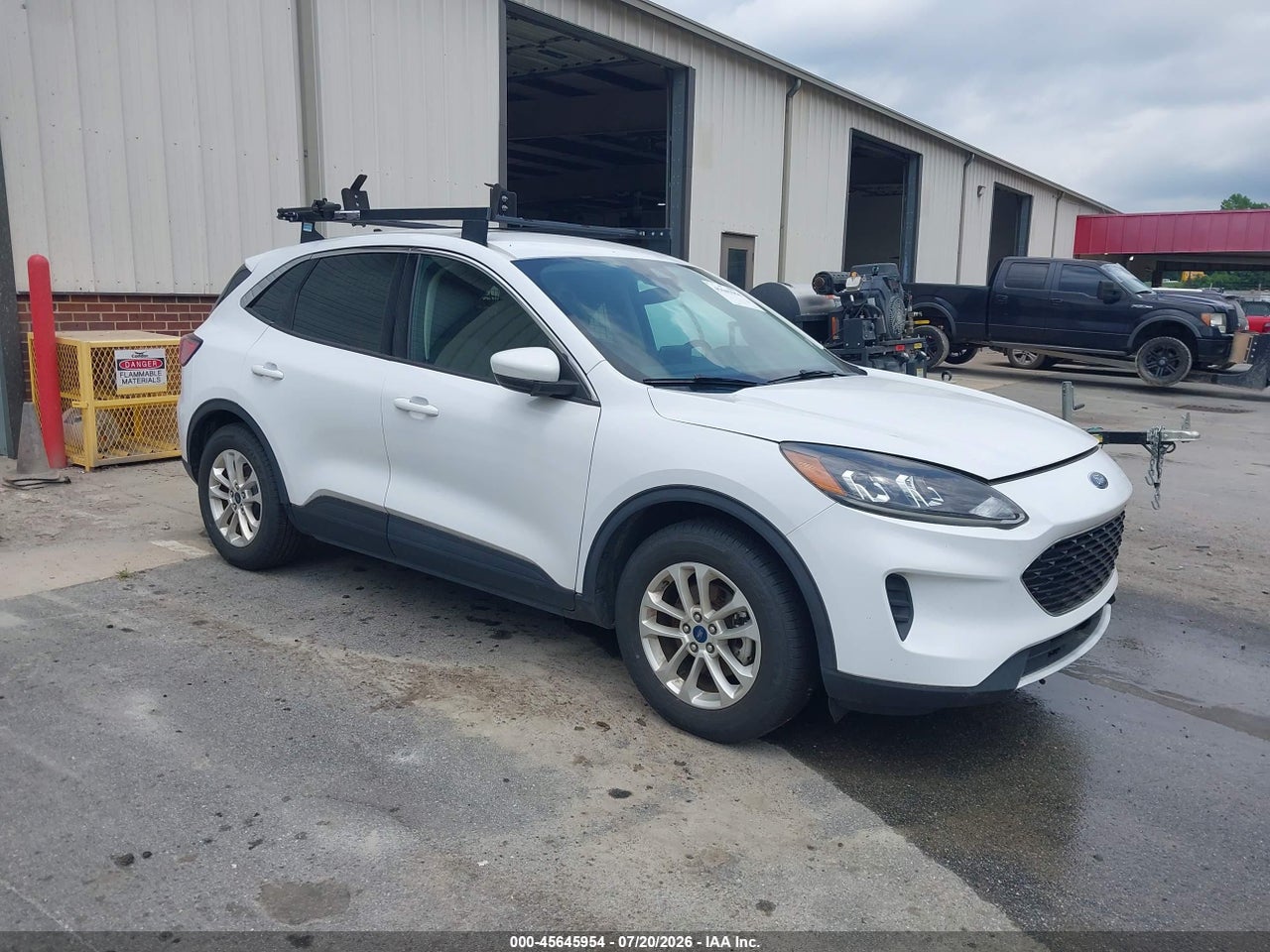 1FMCU0G63LU****** · 2020 FORD ESCAPE SE