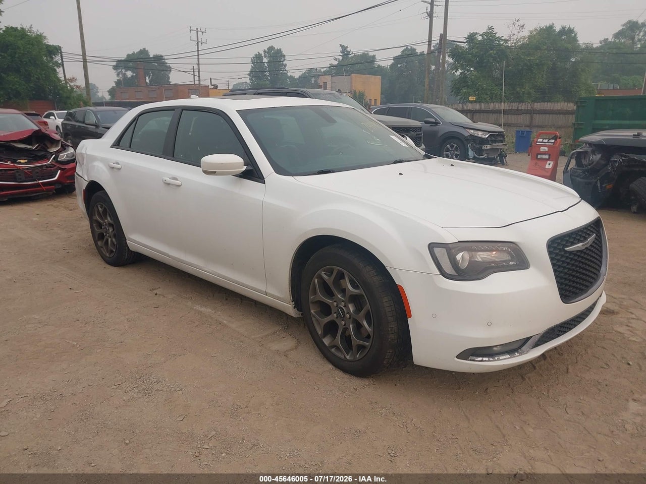 2C3CCAGGXGH****** · 2016 CHRYSLER 300