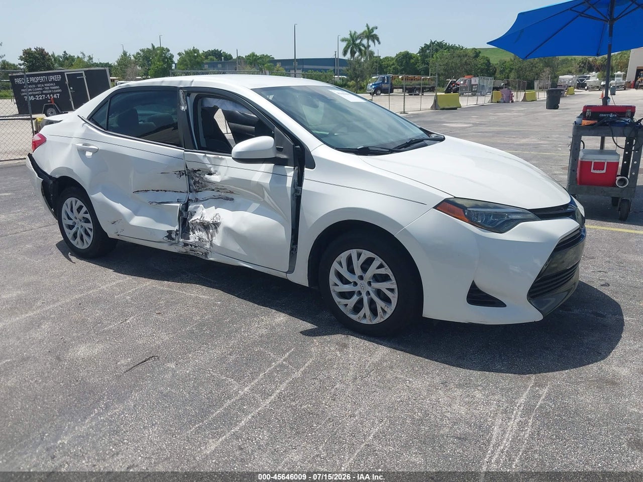 5YFBURHE6JP****** · 2018 TOYOTA COROLLA LE
