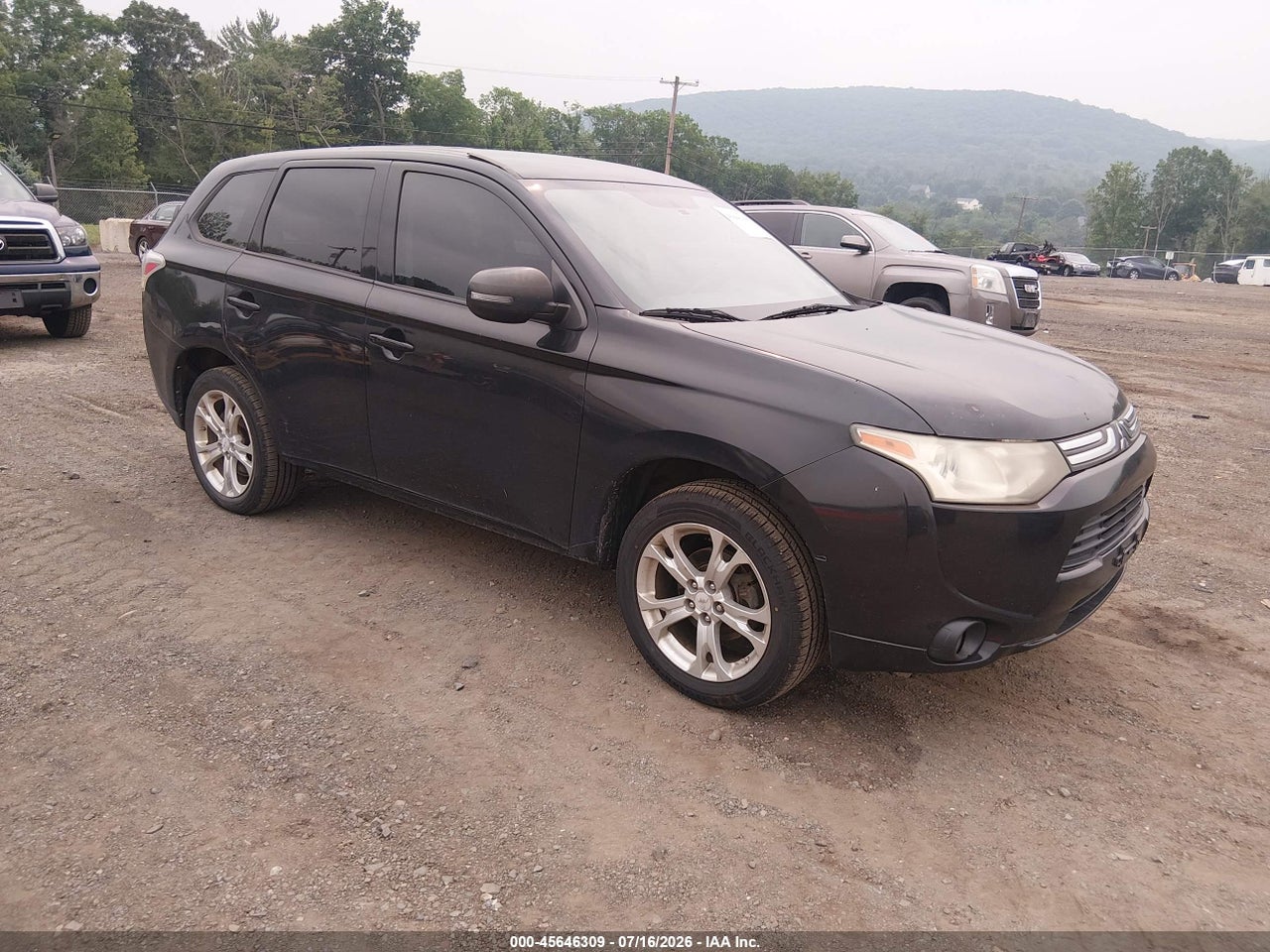 JA4AD3A35EZ****** · 2014 MITSUBISHI OUTLANDER SE