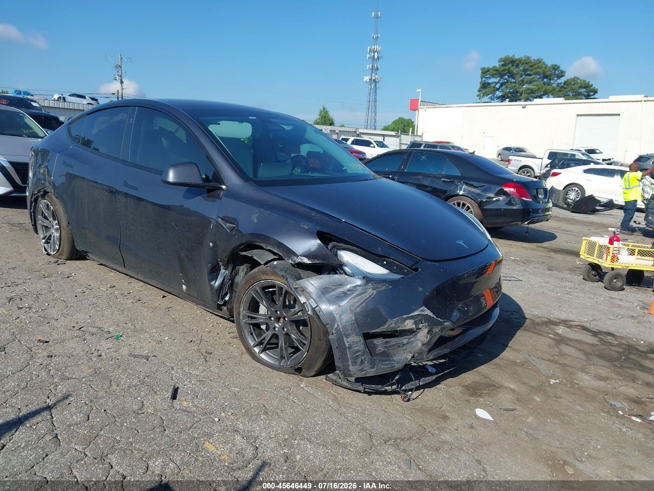 7SAYGDEE8SA****** · 2025 TESLA MODEL Y LONG RANGE DUAL MOTOR ALL-WHEEL DRIVE