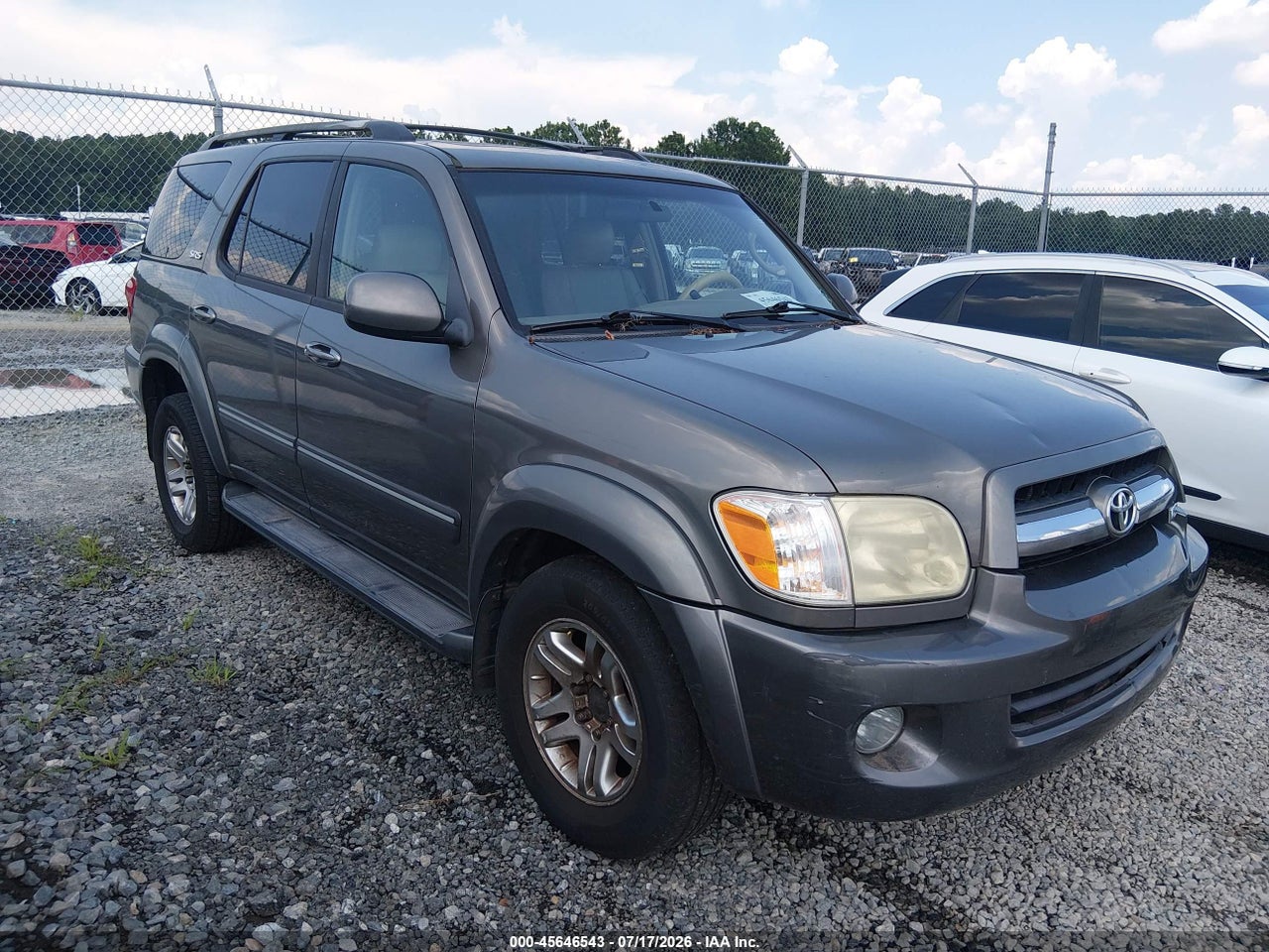 5TDBT44A95S****** · 2005 TOYOTA SEQUOIA SR5 V8