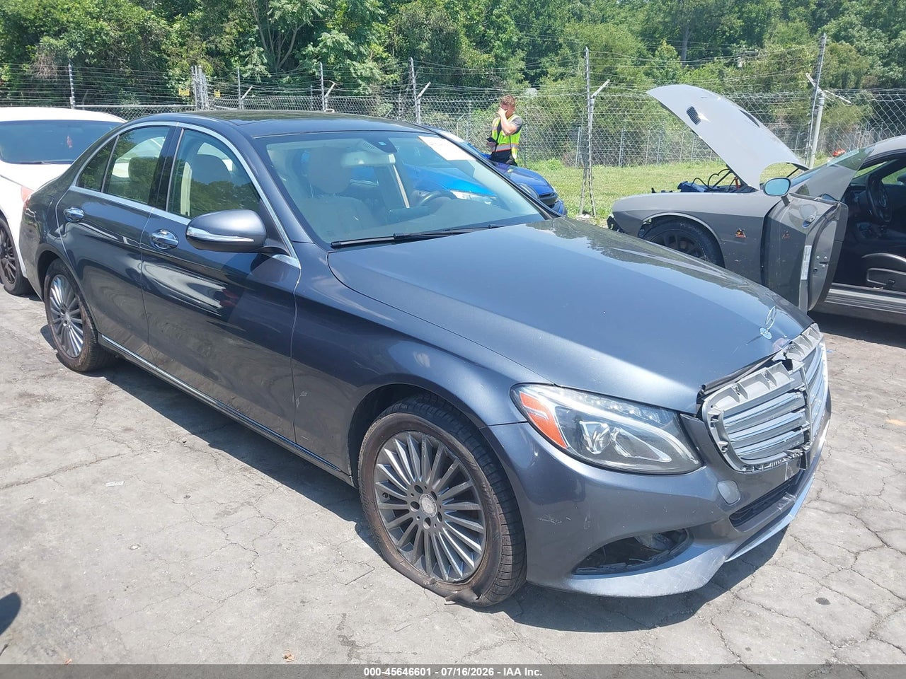 55SWF4KB1FU****** · 2015 MERCEDES-BENZ C 300 LUXURY 4MATIC