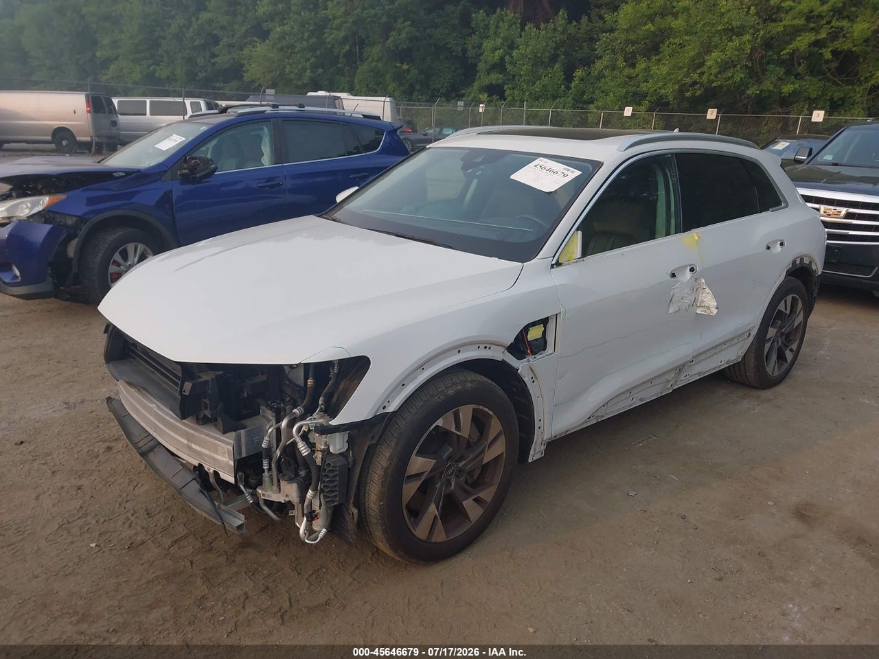 2021 AUDI E-TRON PREMIUM QUATTRO · 2/11