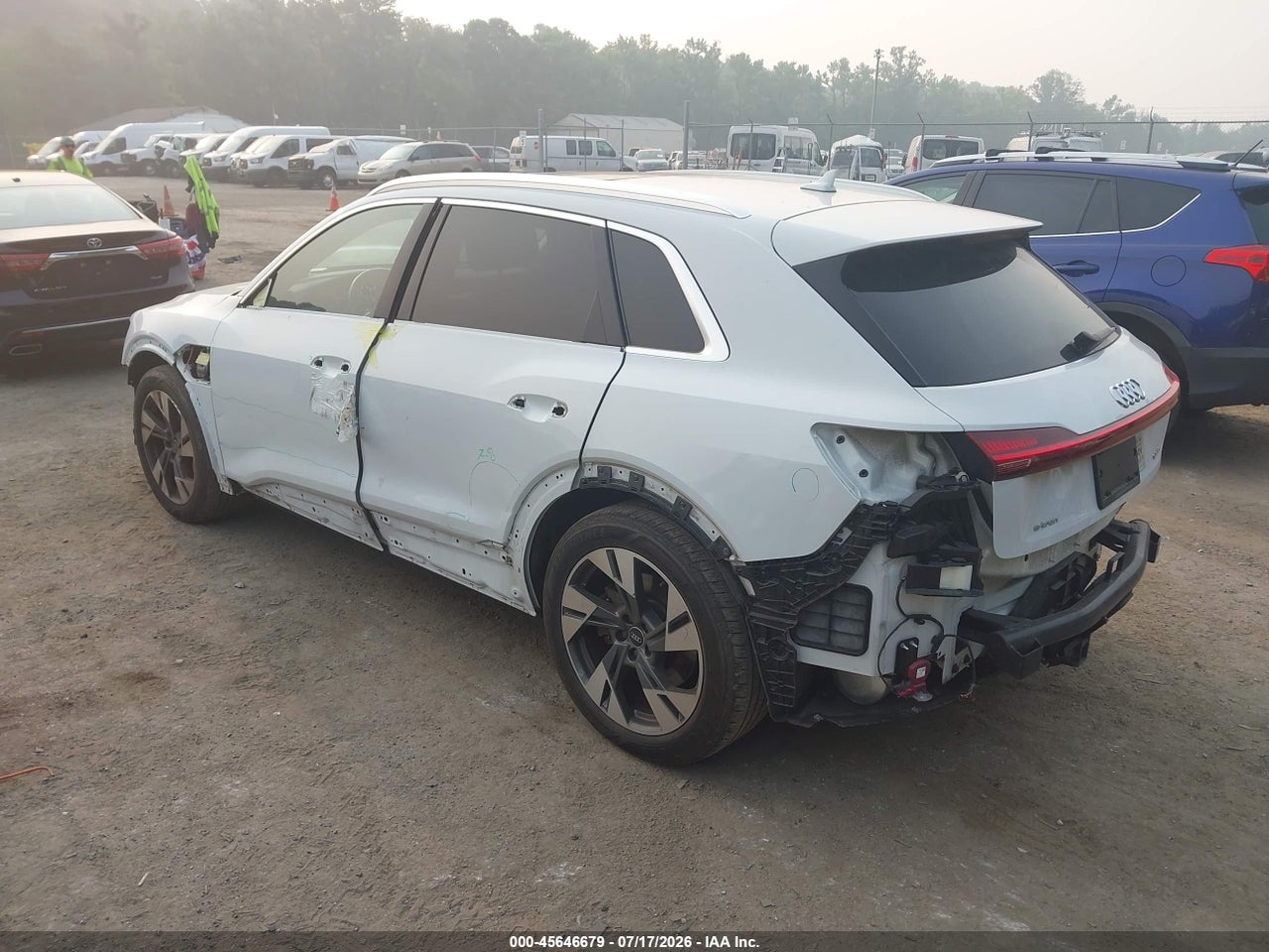 2021 AUDI E-TRON PREMIUM QUATTRO · 3/11