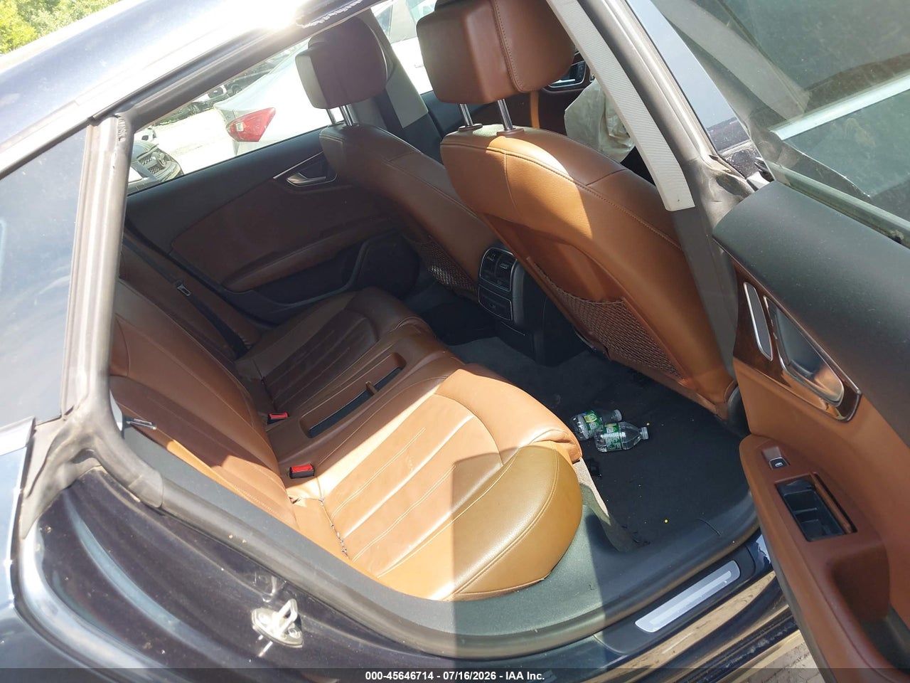 WAUYGAFC1CN****** · 2012 AUDI A7 3.0 PREMIUM PLUS · 8/11