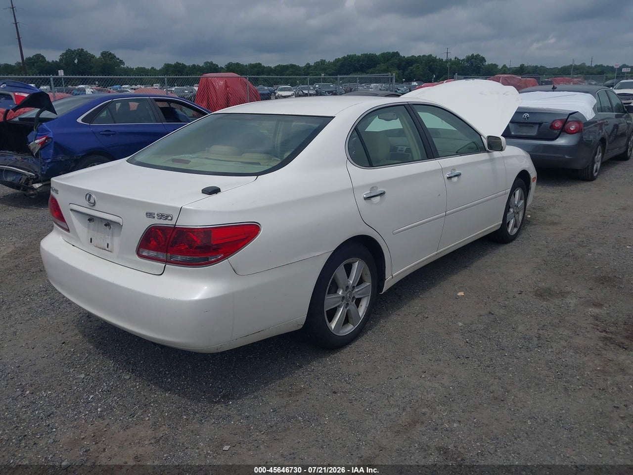 2005 LEXUS ES 330   · 4/11