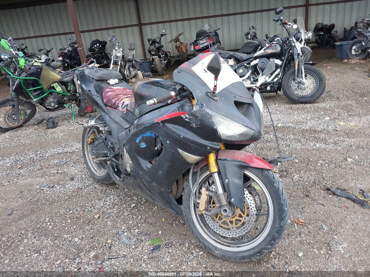 JKBZXJC155A****** · 2005 KAWASAKI ZX636 C1