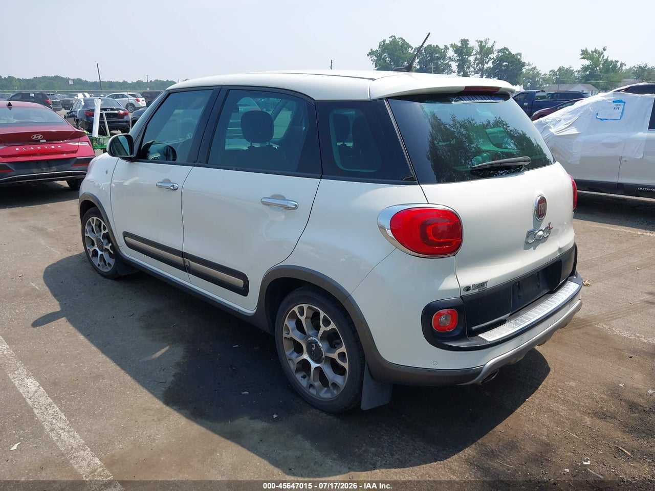 2014 FIAT 500L TREKKING · 3/11