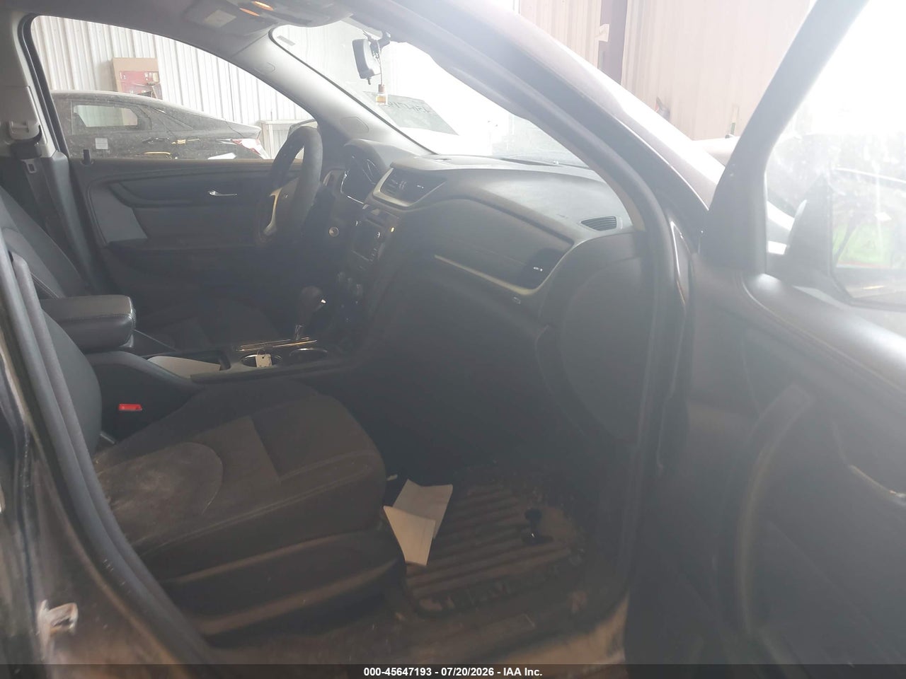 2015 CHEVROLET TRAVERSE LT · 5/11