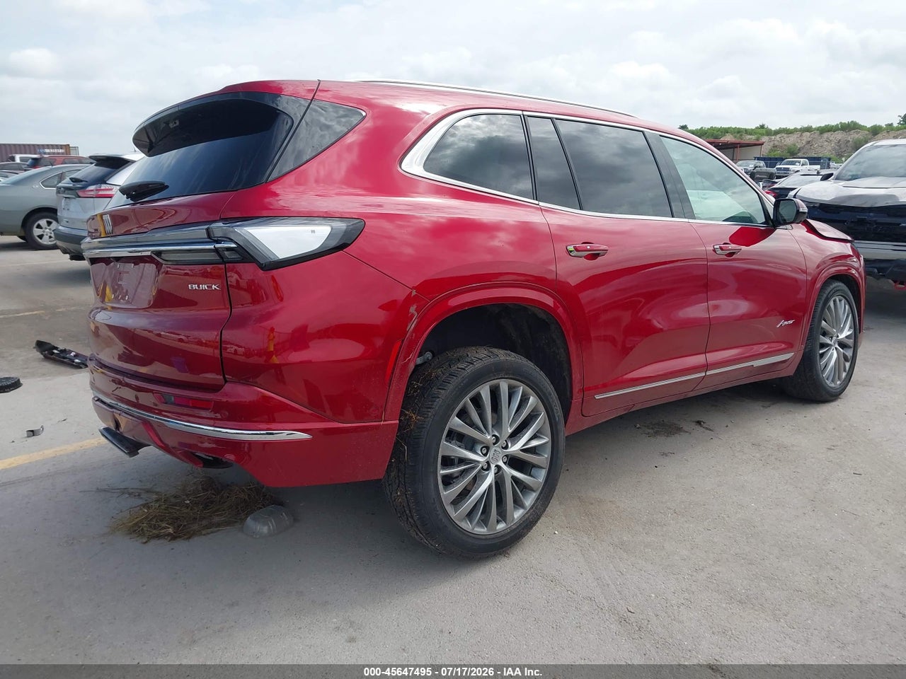 2026 BUICK ENCLAVE AVENIR FWD · 4/10