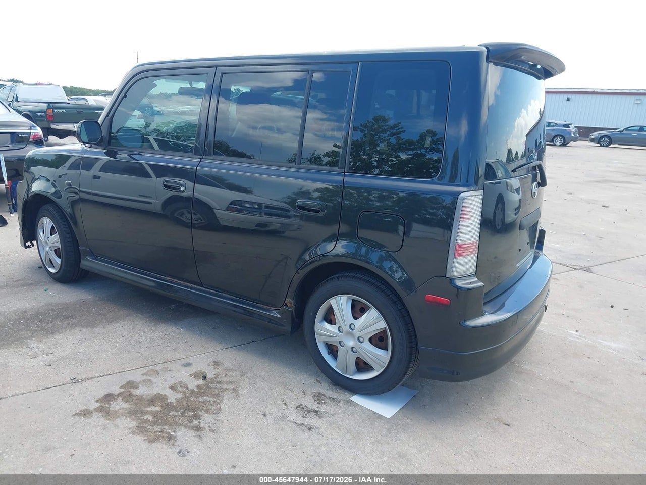 2006 SCION XB   · 3/11