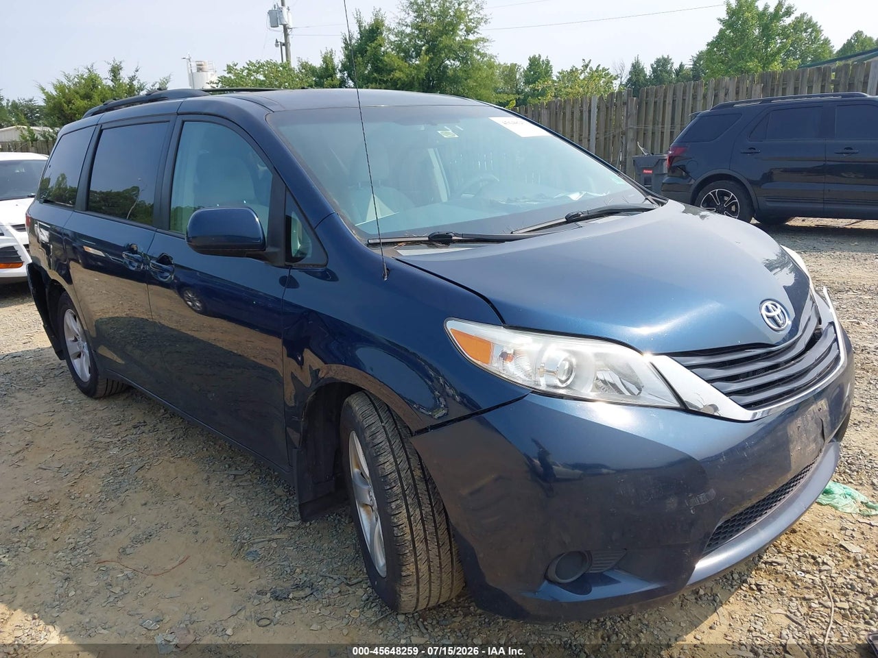 5TDKK3DC9CS****** · 2012 TOYOTA SIENNA LE V6 8 PASSENGER